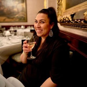 Meet your Posher, Leilani